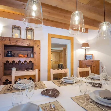 Let Us Discover Chamonix, A Winter Which Keeps On Fascinating Visitors ! * Chamonix