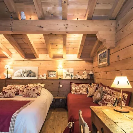 Domek alpejski Let Us Discover Chamonix, A Winter Which Keeps On Fascinating Visitors !